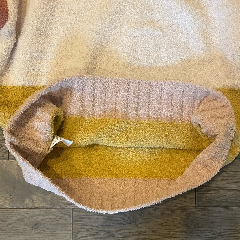 NWT Color Block Sweater - Picture 14 of 15
